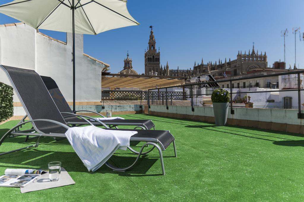 Genteel Home Vinuesa Seville Exterior photo