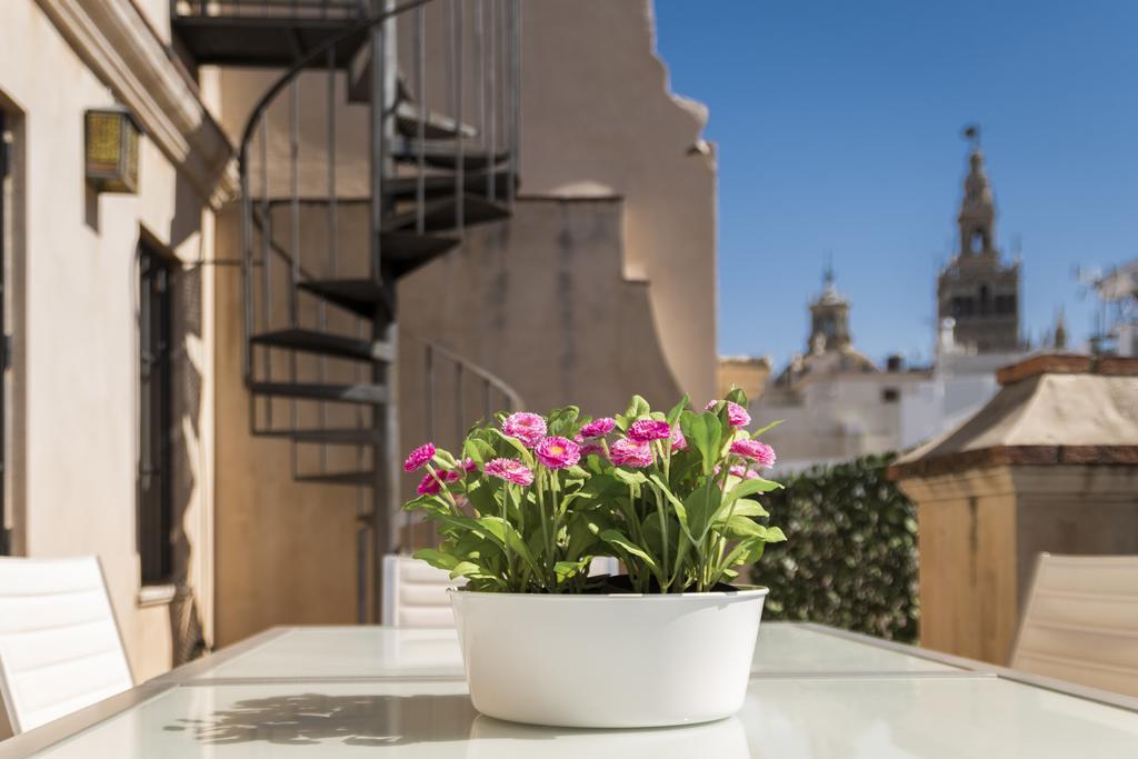 Genteel Home Vinuesa Seville Exterior photo