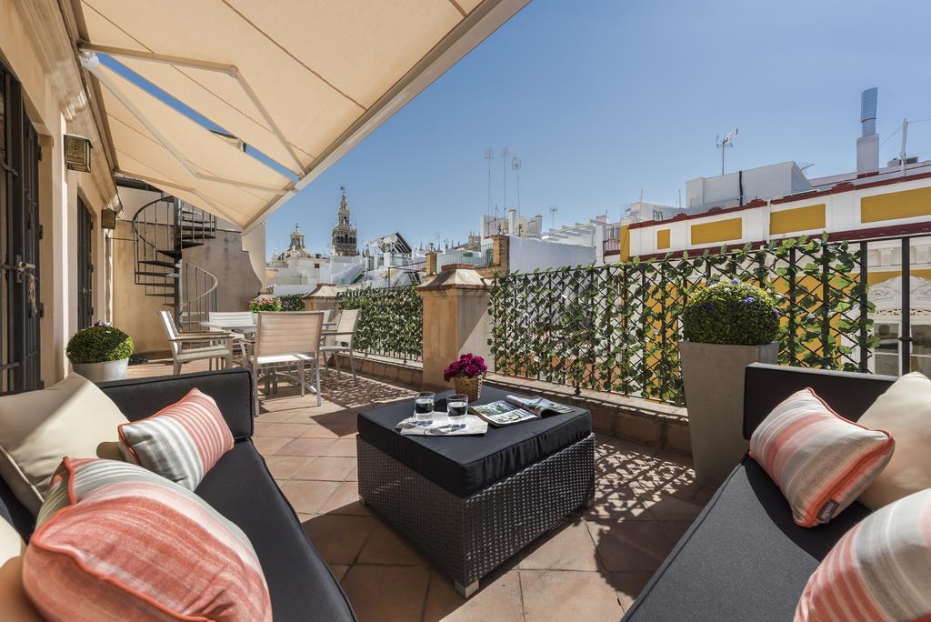 Genteel Home Vinuesa Seville Exterior photo